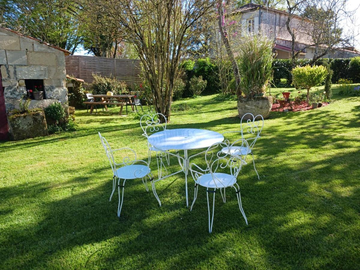 La Demeure D'Ezilda Villa Fléac-sur-Seugne Exteriör bild
